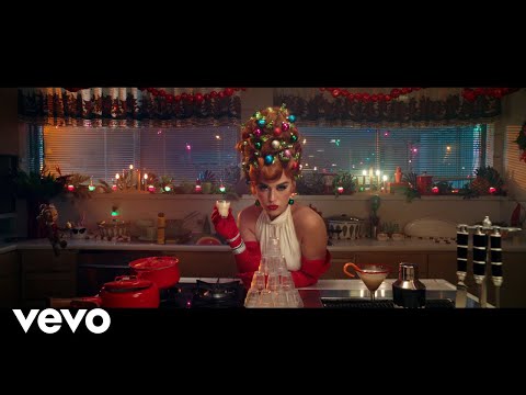Katy Perry – Cozy Little Christmas Mp3 Download/Video & Lyrics