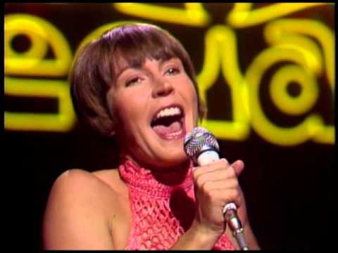 Helen Reddy – I Am Woman Mp3/Mp4 Download & Lyrics